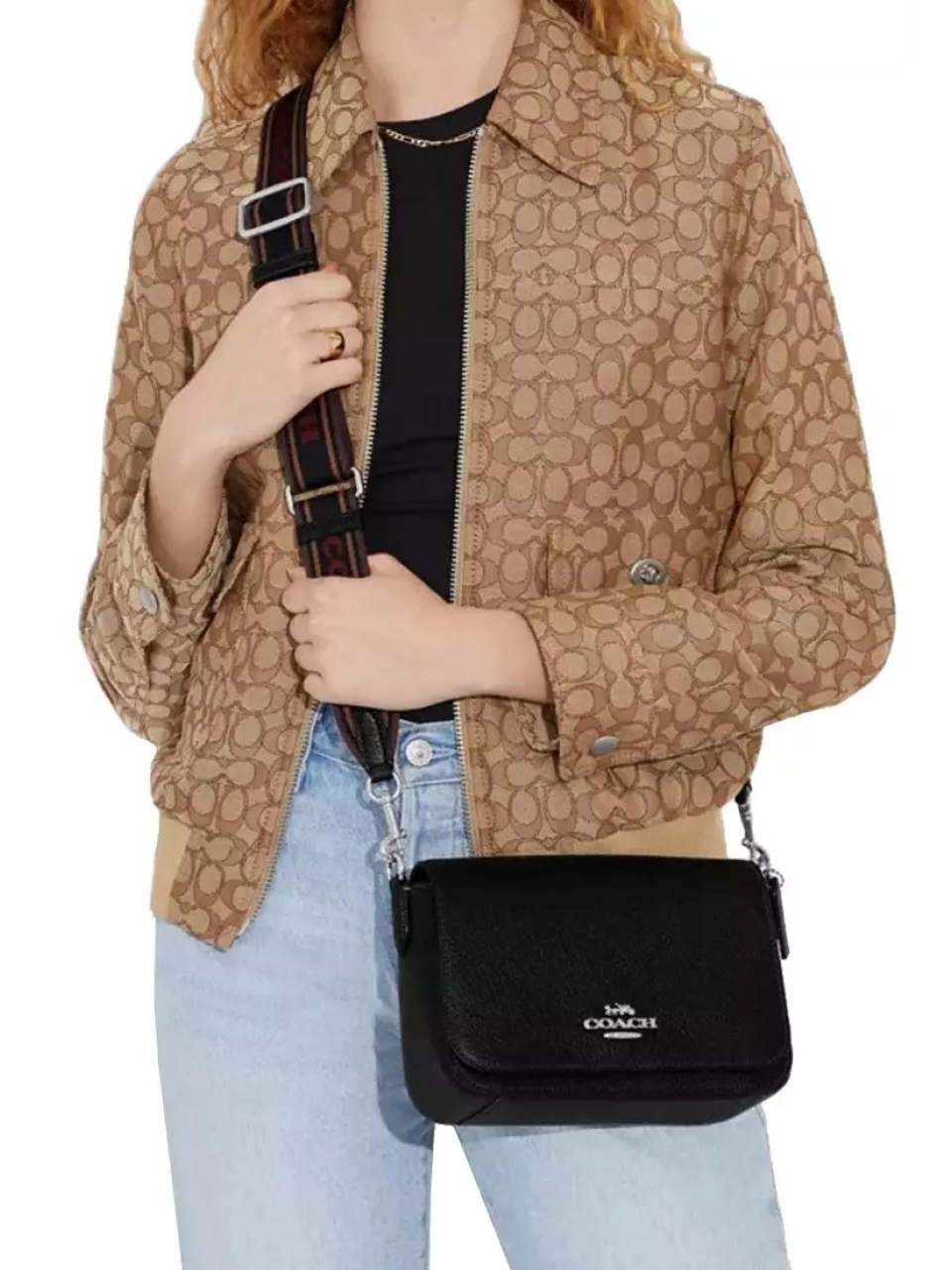 Сумка-мессенджер Coach Logan в цвете Black Multi 